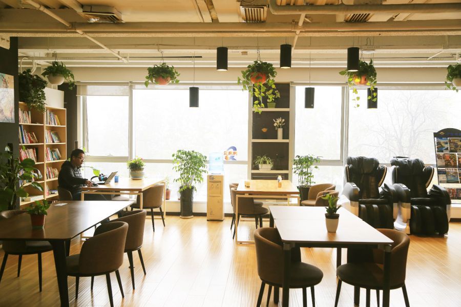 威奥飞（华业国际中心）