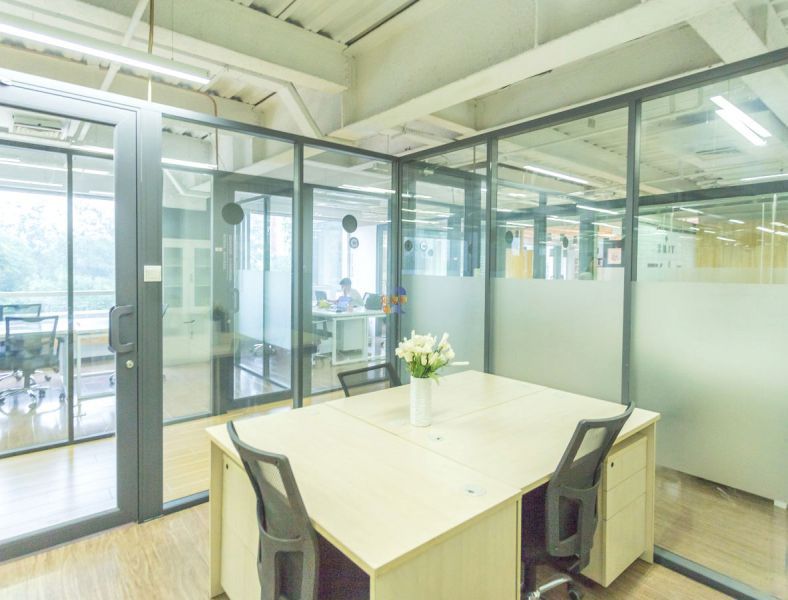 威奥飞（华业国际中心）