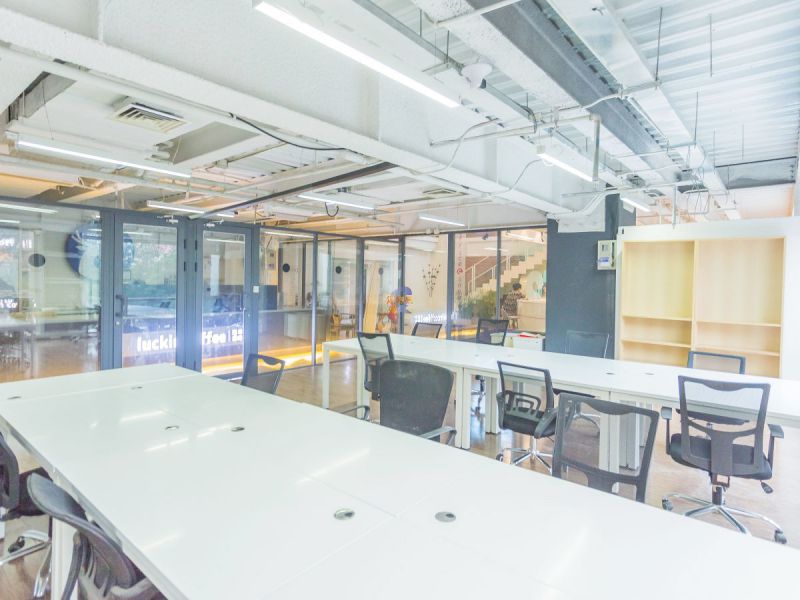 威奥飞（华业国际中心）