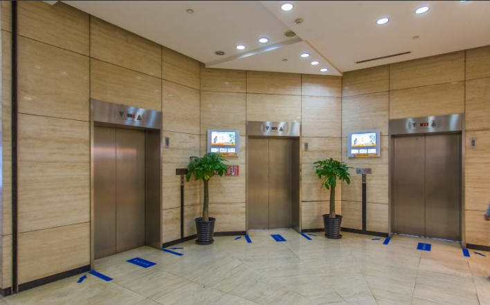 国旅大厦（国旅王府大厦）