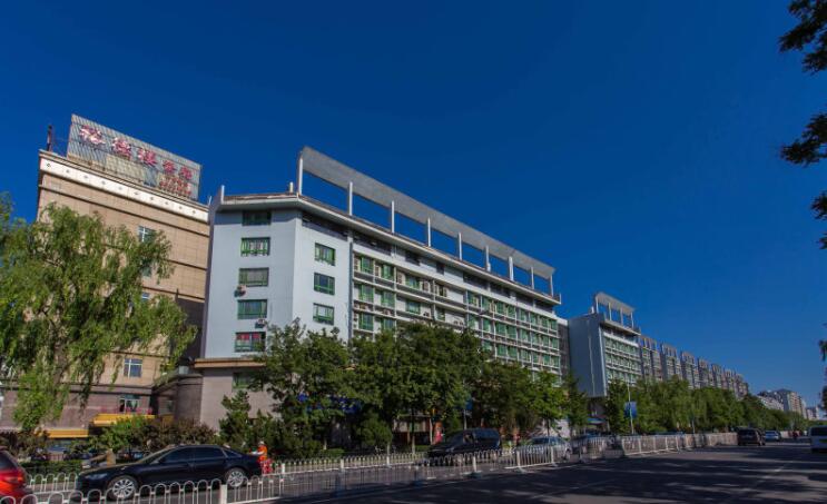 朝阳门南小街底商 