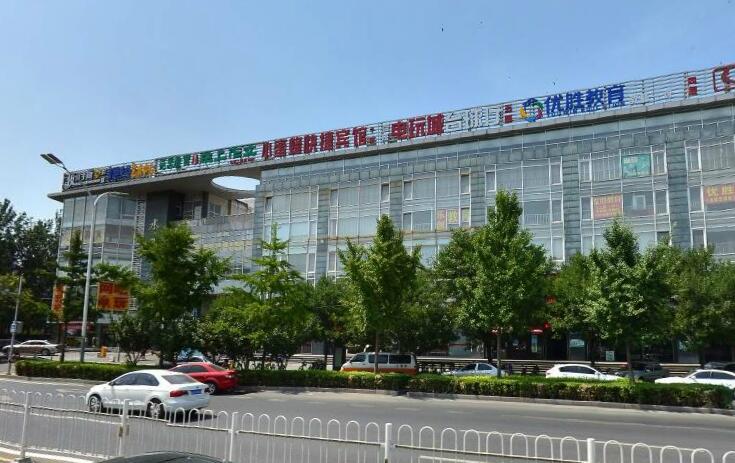 水恋晶城写字楼立面