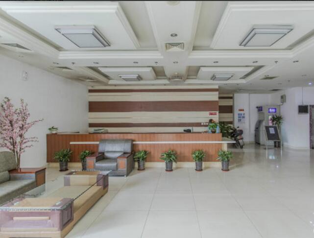 丰宝恒大厦（原名成果酒店）立面