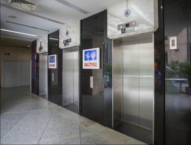 铸诚大厦电梯