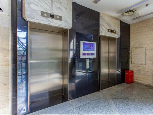 铸诚大厦电梯