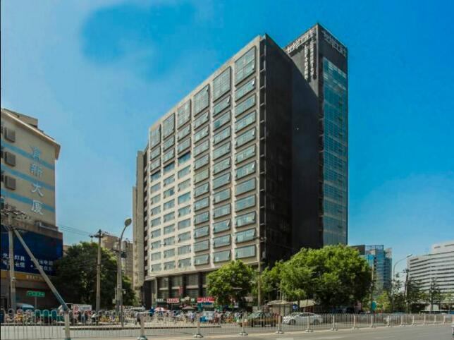 左岸工社（中关村图书大厦）立面