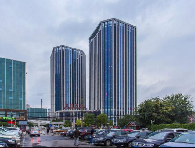 中冶霄云中心（金澜国际大厦）立面