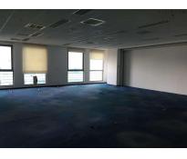 新华保险大厦写字楼中等装修283㎡