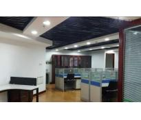 恒兴大厦写字楼中等装修230㎡