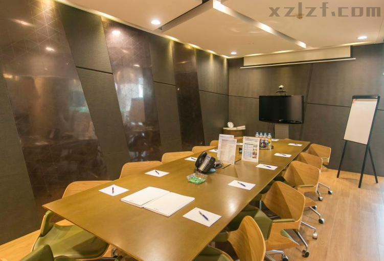 雷格斯（欧美汇大厦）