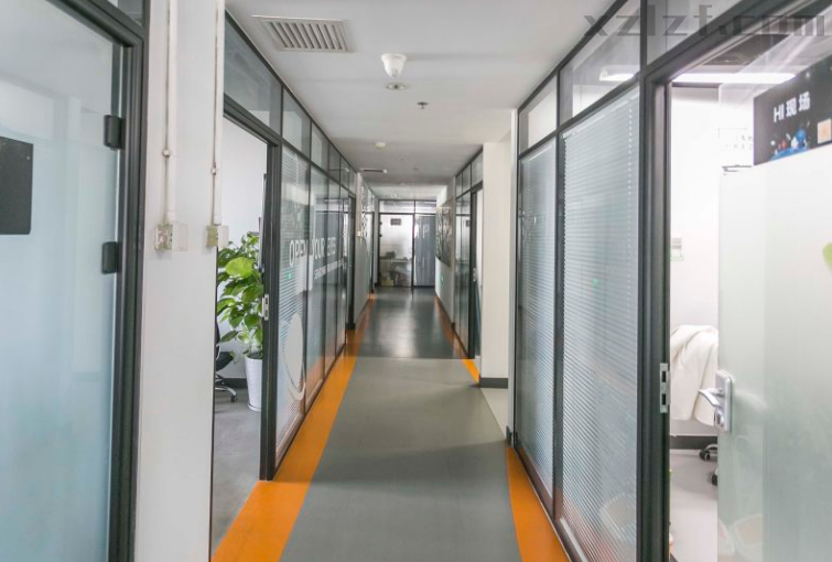 创业邦DEMO SAPCE（海置创投大厦）