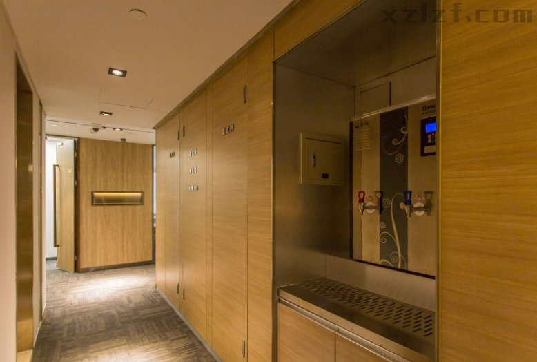 Distrii办伴（外企大厦）