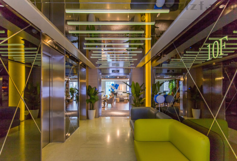 Distrii办伴（外企大厦）