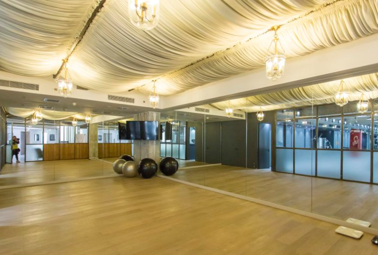 CHAO Work Club（民族园智选假日酒店）立面