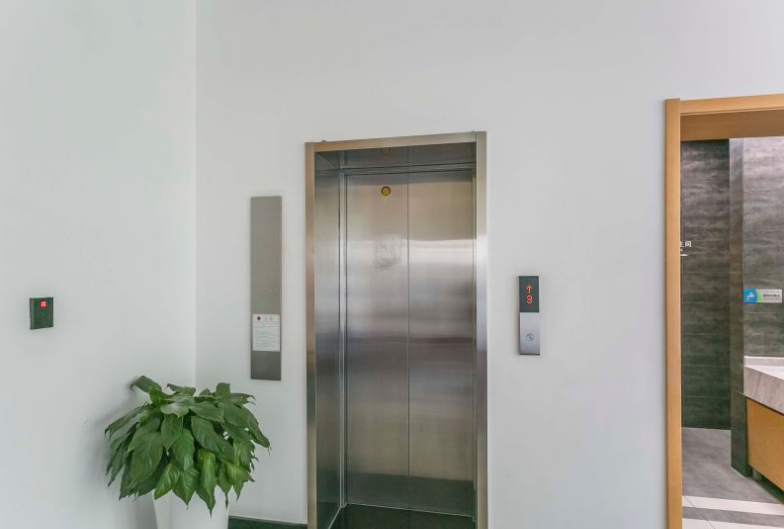 中关村领创空间（北京友谊宾馆颐园写字楼）立面