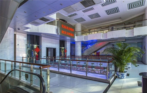 泰鹏大厦大厅