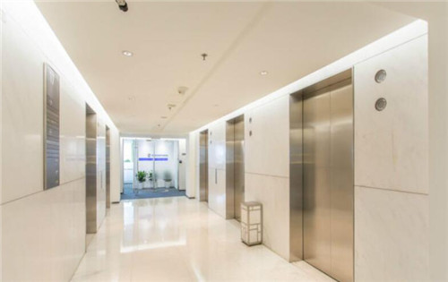 金地中心电梯