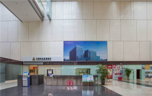 国际财经中心大厅