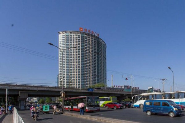 北京佳兆业广场外观