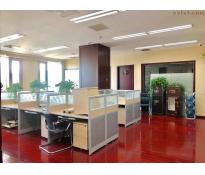 英皇集团中心写字楼中等装修420㎡