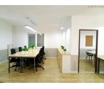 SOHO现代城（B座C座）写字楼中等装修215㎡