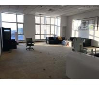 嘉铭中心写字楼中等装修1500㎡