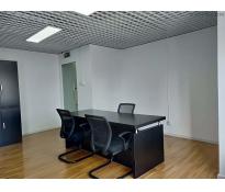 "优士阁商务MALL”优士阁大厦写字楼中等装修101㎡