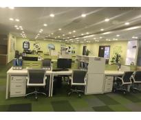 盈科中心写字楼中等装修790㎡