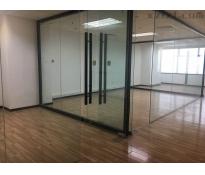 盈科中心写字楼中等装修150㎡