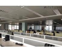 华贸中心商务楼（世服宏图）写字楼中等装修567㎡