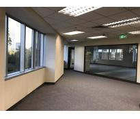 骏豪中央公园广场写字楼中等装修500㎡