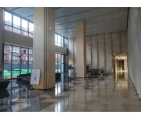 望京绿地中心写字楼中等装修380㎡