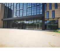 广泽中心写字楼中等装修2000㎡