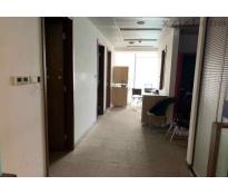 理想国际大厦写字楼中等装修1353㎡