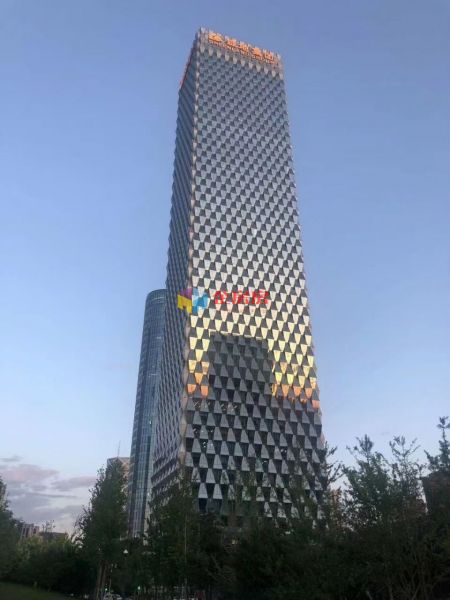 绿地中心中国锦写字楼