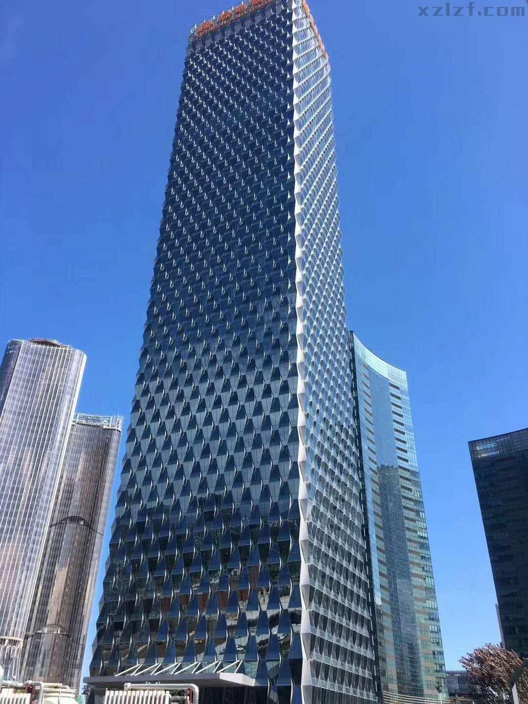 发布时间:2021/02/01 11:32大厦名称:绿地中心中国锦房源面积:498㎡